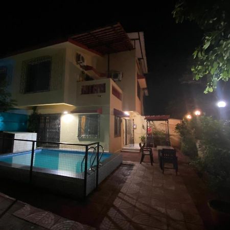 Riyansh Villa Lonavala Eksteriør billede